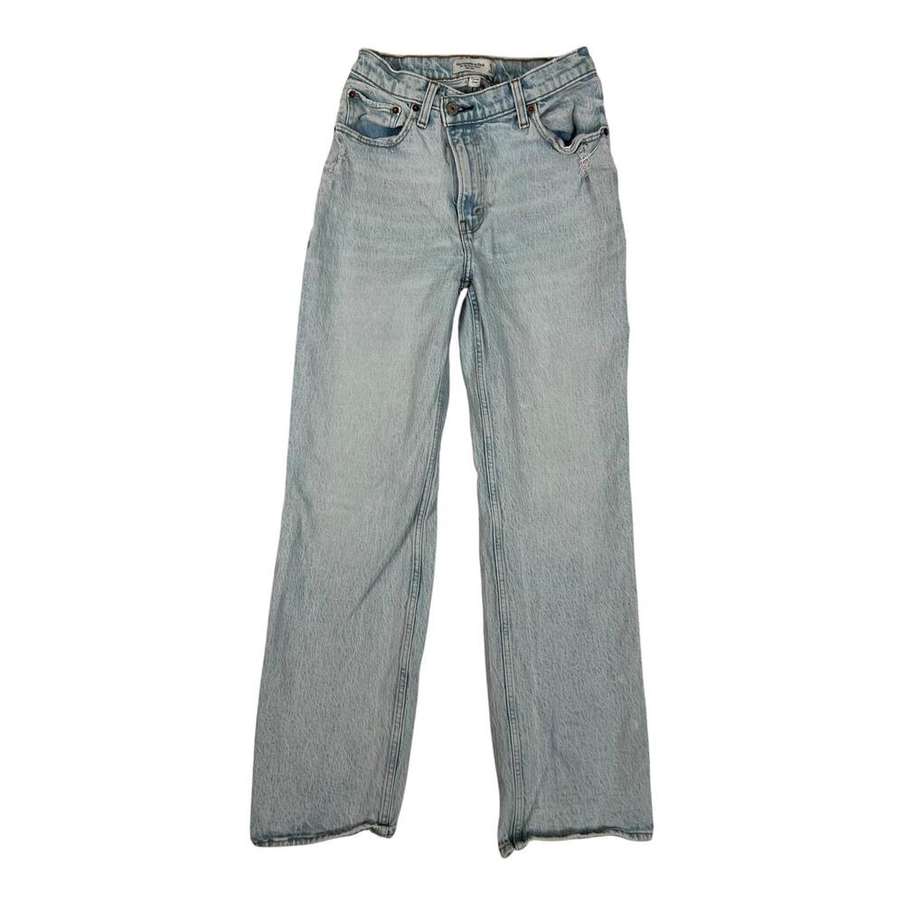 Abercrombie & Fitch 90s Relaxed Jeans Womens 26 Blue Light Wash High Rise Denim